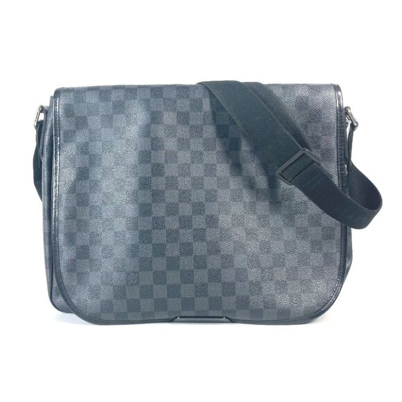LOUIS VUITTON N58033 Damier Graphite Daniel GM Messenger Crossbody Shoulder Bag - Picture 1 of 15